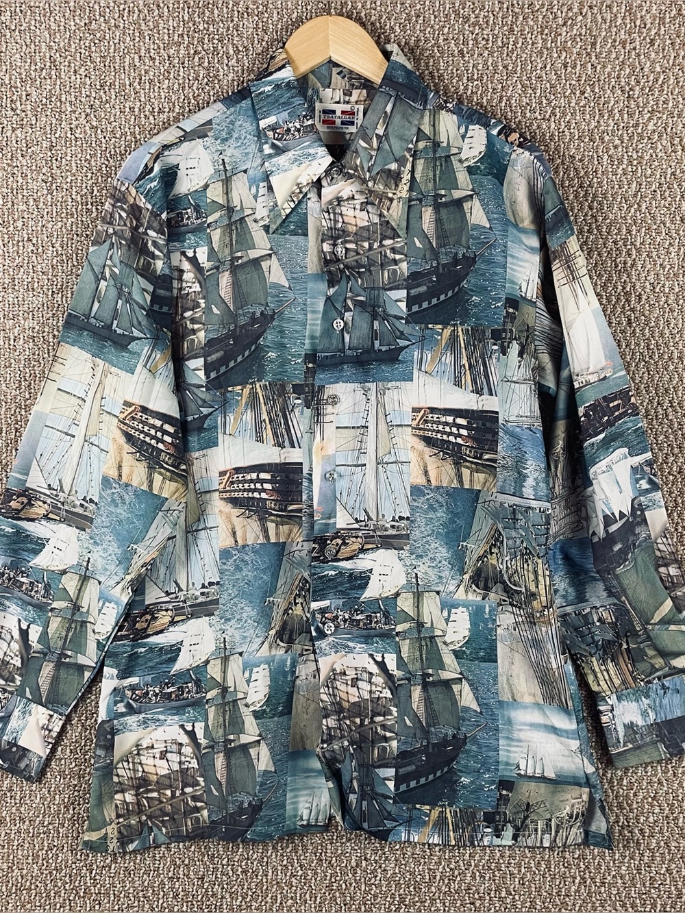 Vintage 70s Trafalgar Mens Large Shirt Long Sleeve Button Up Dagger Nautical 249